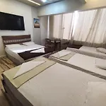 Pyramid Sight Inn