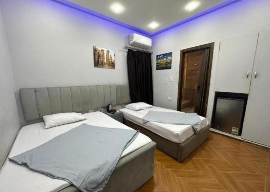 Pyramid Sight Hotel