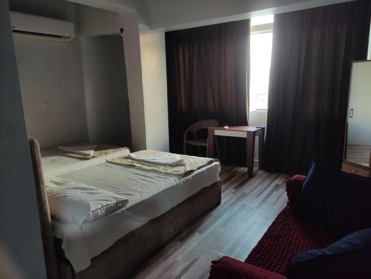Pyramid Sight Hotel Le Caire