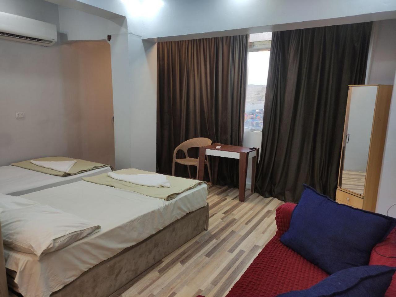 Hotel Pyramid Sight 4*